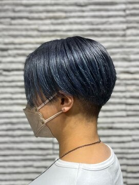 ビス フルール 日暮里店(Vis fleur) ツーブロックマッシュ／ブルーハイトーン[日暮里/日暮里駅]