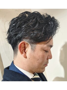 コロ(COLO) 【COLO 吉祥寺】 メンズカット ビジネスウェーブアップバング