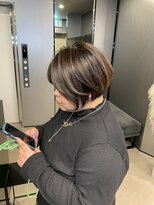 ハルキ ミナト ジャパン オオサカ(HARUKI MINATO japan OSAKA)&nbsp;40代50代小顔似合わせカットくびレイヤーエモージュ大人可愛い