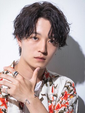 オーシャントーキョーハラジュク(OCEAN TOKYO harajuku) 波巻きパーマメンズツイストスパイラルパーマセンターパート