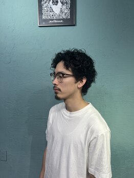 イギー ヘア ショップ(IGGY HAIR SHOP)の写真/【メンズカット＋眉カット ¥5500】大人の色気を感じさせながらも、清潔感あるスタイルを提案