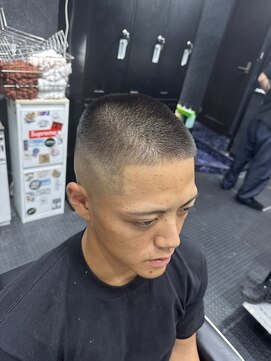 ダムディートウキョウヘアーラウンジ 上野店(DAMDEE TOKYO hair lounge) バズカット