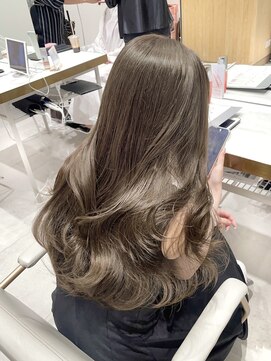 NLY レイヤーカット×オリーブカラー