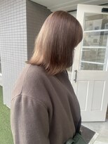 ケイリー(KAYLEE)&nbsp;レイヤーカット　ミルクティーベージュ