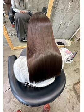 ララク(RARAQ) 美髪矯正/酸性ストレート/髪質改善ヘアエステ