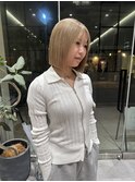 ■ブロンドベージュ/切りっぱなしボブ