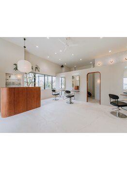 お子様からご年配の方まで幅広く、生活の一部として“心地の良い時間”を提供するプライベートサロン♪