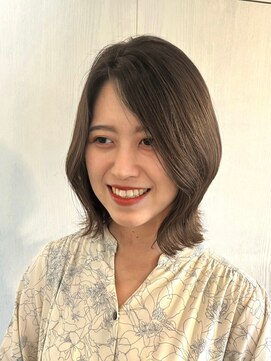 ルフュージュ(Refuge) くびれヘア