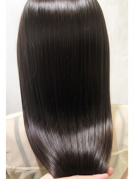 ファム 札幌大通(fam) 秋の艶◎暗めカラー×髪質改善で透明感ロング