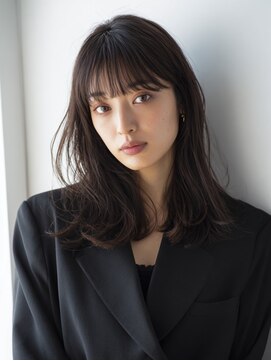 ネオリーブ チロル 横浜西口店(Neolive CiroL.) 20代30代40代小顔レイヤー/暗めカラー/デザインカラー