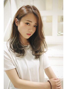 ブロック(BLOCK) ニュアンスカールセミロング