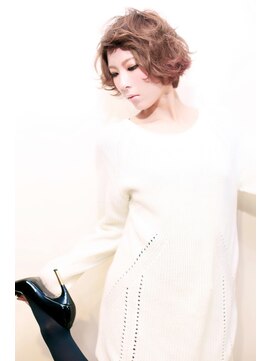 ヘアーアンドアトリエ マール(Hair&Atelier Marl) 【Marl】セクションカラーの無造作ショート