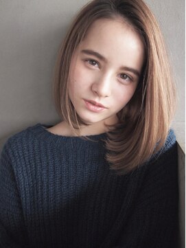 コス(kos) ブリーチハイトーンのロブ*ベージュ系