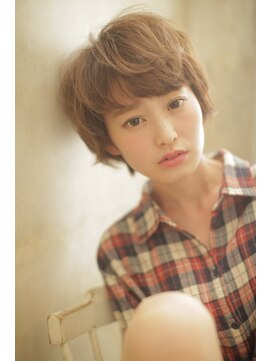 マカナ(makana) ゆるラフなマッシュでアンニュイショート