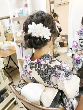 ロカット サロン(Roquat Salon) 浴衣着付けシニヨンアレンジ【ヘアアレンジ 立川/立川南/袴】