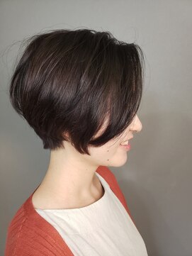 ペネロープ(Penelope) 【新宿PENELOPE】大人かわいい　横顔美人　前下がりショート！