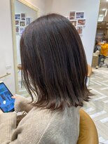 シー バイ ロンド 新宿(Sea by Lond)&nbsp;【藤原三知代】外ハネオリーブカラー