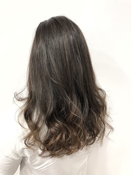 ヘッズ 本八幡店(HEADS) ショート　マッシュ　ショートボブ　HEADS 市川　学割　イルミナ