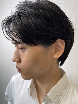 ロミーオム 本厚木(ROMMY. Homme) 前下がりマッシュセンターパート/ROMMY.Homme