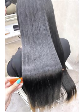 リルアーチ(Lillarch) 髪質改善/イルミナカラー/縮毛矯正/韓国風/大人女性/ケラコラ