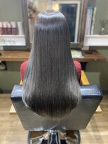 エムエーヘアースタジオ(M/A hair studio.)&nbsp;暗髪グレージュ◎艶々ロングヘア