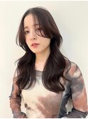 レイヤーカットでボリュームを出してふんわり大人っぽく