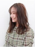 ロングローレイヤーカット薄めバングガーリーヘア