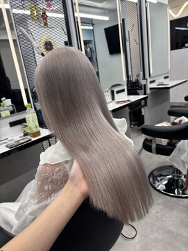 ジンクス(ZYNX) White