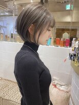 ロンド クラン 岡崎(Lond Clan) 丸み低め10代20代30代ハイトーンボブっぽショートヘア