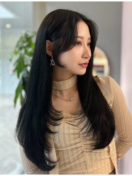 クム(kumu) 大人美人◎艶髪グレージュレイヤーロング韓国風