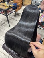 パドトロワ(Pas de trois) 20・30代の忙しい毎日を楽にする髪質改善/癖除去システム