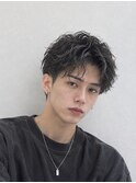 束感抜群アクティブショートスパイラルパーマで爽やか短髪