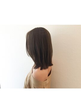 アン ヘア デザイン(un hair design) 【  un  】アッシュグレージュ×ミディアム×レイヤー