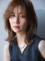 シー 岡崎(,SHE)&nbsp;レイヤー入りウェットスタイルなナチュラルセミディ