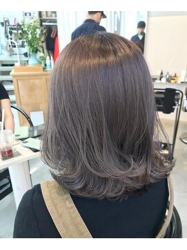 ヌイト オモテサンドウ(nuit.omotesando) ラベンダーブラウン