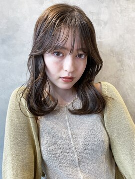 アイティーバイアルバム 下北沢店(IT by ALBUM) ブラウンミディ_アースカラーくびれヘアツートンカラー_58938