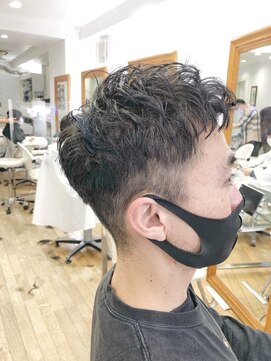 ヘッズ 本八幡店(HEADS) MEN'S HAIR センターパート ツイストスパイラル コンマヘア