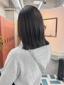 ノエ(noe) ダークグレージュ