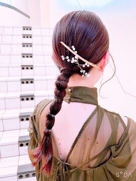 ヘアメイク ジェイエム タイトローポニー
