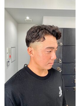 ヘアー アイス 御器所本店(HAIR ICI) メンズフェードカット爽やかパーマ短めツーブロック