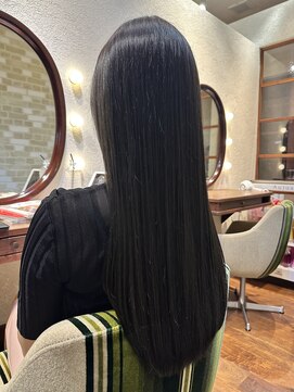 エルサフィロ キタハマ(el zafiro kitahama) 20×30×40代×透明感×艶感×髪質改善×オリーブ×グレージュ