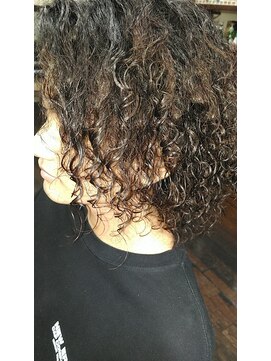 ワンダーワークス(Wonder Works) ツイストスパイラルカール