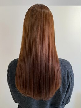 ヘアーサロンデフォーエバーヴィーダ(hairsalon de Forever vida)の写真/髪質やダメージに合わせて選べるトリートメントをご用意。髪の内側からしっかりケアをします＊