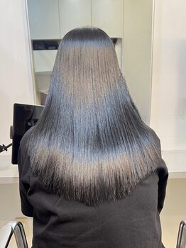 プルブの写真/なめらかで美しいストレートヘアへ、あなたの夢を叶える縮毛矯正◇