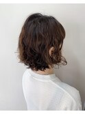 30代40代50代　ウェーブ前下がりショートボブ　2506