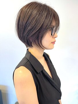 アーバン バイ シーン(URBAN by scene) 大人クビレショートヘア