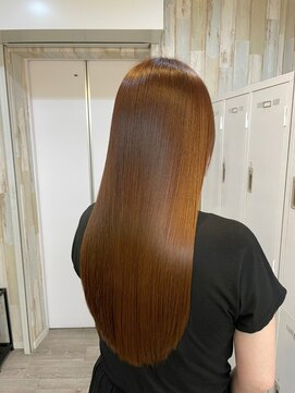 ロウ 町田(ROW) 働く大人女性の為のカット×カラー【ROW町田】