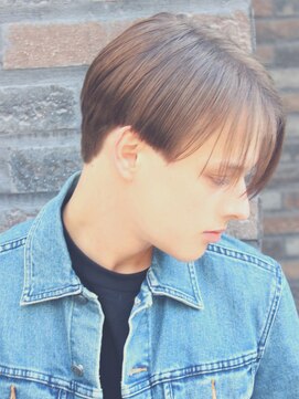 ジジバイワースホワイル(jiji by WORTH WHILE) 刈り上げセンターパートサーフカール波巻きツイストスパイラル