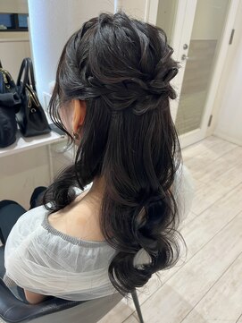 ディティカ サウ(Dityca sow) half up