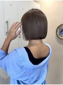 切りっぱなしボブ　髪質改善　オリーブベージュ　グレージュ